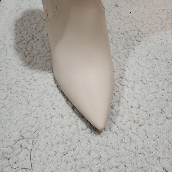 New Jessica Simpson Women's Siantar Bootie Fashion Boot  Chalk size 5.5 - Picture 5 of 7